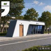 Abri de bus modulaire de luxe personnalisé en alliage d'aluminium avec boîte lumineuse publicitaire défilante et toilettes publiques intégrées