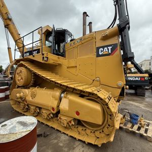 Caterpillar CAT D10N Bulldozer d'occasion original de 60 tonnes à vendre Pompe à roulement de moteur central en bon état - Product Image 3