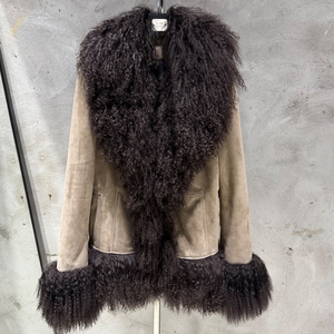 Manteau d'hiver en cuir suédé véritable avec col en fourrure de Mongolie pour femmes, vestes en suédine avec garniture en fourrure - Product Image 2