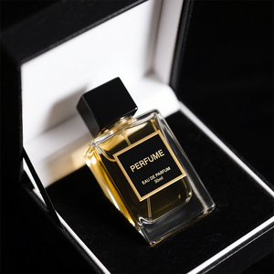 Contenitore di vetro per profumo Design personalizzato 30 <span class=keywords><strong>ml</strong></span> 50 <span class=keywords><strong>ml</strong></span> <span class=keywords><strong>100</strong></span> <span class=keywords><strong>ml</strong></span> di lusso Spray nero quadrato profumo originale profumo con scatola - Product Image 3