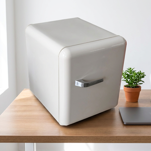 Mini-réfrigérateur compact à porte simple 44L, directement de l'usine, faible consommation d'énergie, silencieux, idéal pour hôtel, dortoir, chambre, bureau - Product Image 1