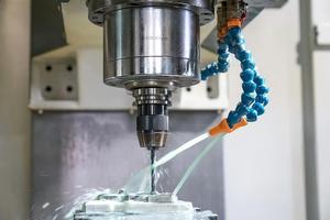 Nouveau centre d'usinage vertical CNC Fanuc VL1380 BT50, déplacement 1300 800 700 mm, ATC servo 24T, broche 15KW, ligne de production automatique - Product Image 4