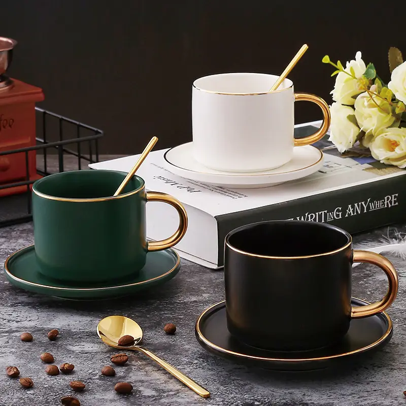 European Style Simple Ceramic Couple Coffee Cup Set Mug With Spoon Saucer Gift Coffee Mug Set