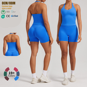 Ensemble de sport 2 pièces pour femme : Haut dos nu à licou et short taille haute sans couture ultra-extensible – Tenue de sport et d'entraînement - Product Image 2