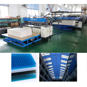 Machine de feuille creuse de <span class=keywords><strong>Polycarbonate</strong></span> de 4 <span class=keywords><strong>mm</strong></span> -16mm X type PC tripe-wall de couleur personnalisée - Product Image 4