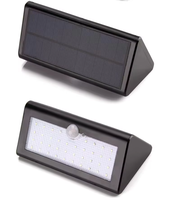 Lampe murale extérieure à LED de style abstrait à énergie solaire, indice IP, détection de mouvement, haute luminosité, éclairage de jardin à économie d'énergie