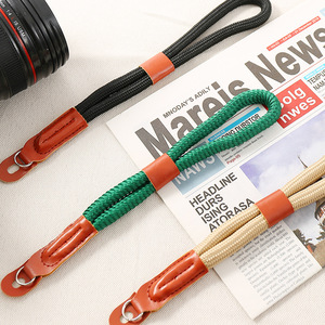 Correas de nailon para cámara de estilo moderno con diseño trenzado para cámaras compactas - Product Image 2