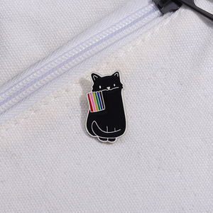 Regenboog Vlag Emaille Spelden Custom Zwart Wit Kat Trots Broches Revers Badges Cartoon Dieren Sieraden Cadeau Voor Geliefden Vrienden - Product Image 4