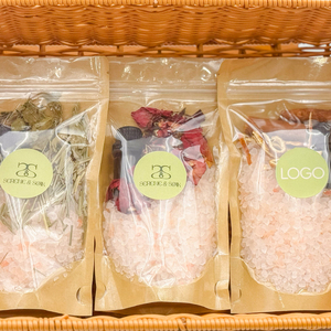 S & soak em/odm ขายส่งดอกไม้สมุนไพรสีชมพูหรูหราลาเวนเดอร์เกลืออาบน้ำขัดผิวแช่ขัดถุงชาบรรจุภัณฑ์ที่มีดอกไม้ - Product Image 3