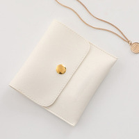 Pochette cadeau personnalisée pour bijoux avec bouton, en cuir PU, enveloppe souple réutilisable, gaufrage, emballage pour bracelet et boucles d'oreilles