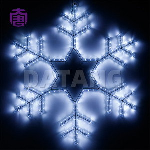 Luces LED comerciales con diseño de copo de nieve 2D para exteriores, decoración para farolas de Navidad, luces decorativas para exteriores de Navidad. - Product Image 6