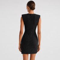 Robe Courte de Soirée Moulante à Col en V avec Pompons, Sans Manches, Effet Sculptant la Taille et Bandage aux Hanches, Qualité Supérieure