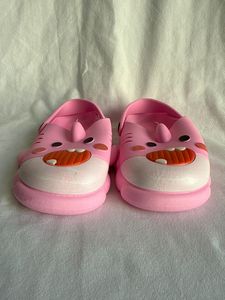 Pantoufles roses de dessin animé avec boucle, semelle de 15 mm, semelle extérieure en EVA rembourrée, toutes saisons, bout rond, tige en plastique, doublure en PVC - Product Image 5