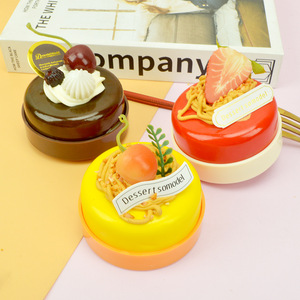 Modèle de gâteau d'anniversaire de <span class=keywords><strong>petit</strong></span> <span class=keywords><strong>gateau</strong></span> français de 7cm fait à <span class=keywords><strong>la</strong></span> main - Product Image 1