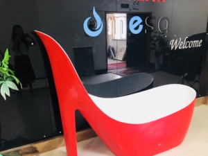 Bañera Independiente de Acrílico Roja con Forma de <span class=keywords><strong>Zapatos</strong></span> de Tacón Alto, Económica y Hermosa - Product Image 2