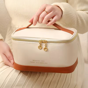 Promotion <span class=keywords><strong>pas</strong></span> <span class=keywords><strong>cher</strong></span> luxe PU <span class=keywords><strong>grande</strong></span> capacité maquillage sac organisateur Portable Durable fermeture éclair pochette suspendu cosmétique sac pour les femmes - Product Image 3