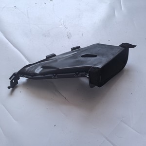 Couverture d'admission d'air du pare-chocs avant Lexus 5328648100 Fixation par vis en plastique 20RX - Product Image 1