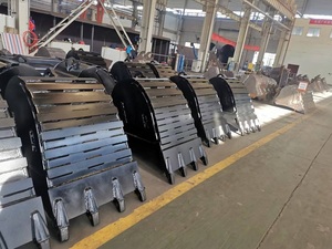 Cucharón de Limpieza Inclinable para Excavadora - Product Image 6