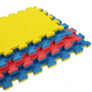 <span class=keywords><strong>Tapis</strong></span> <span class=keywords><strong>de</strong></span> <span class=keywords><strong>Sol</strong></span> Tatami 100x100x2cm | <span class=keywords><strong>Tapis</strong></span> d'Arts Martiaux en Mousse EVA | <span class=keywords><strong>Tapis</strong></span> <span class=keywords><strong>de</strong></span> Lutte <span class=keywords><strong>pour</strong></span> Judo BJJ Jiu Jitsu Karaté Taekwondo - Product Image 2