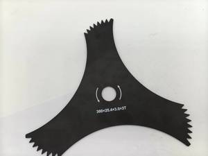 Lame <span class=keywords><strong>de</strong></span> débroussailleuse ondulée 300 mm 3T, alésage 25,4 mm, épaisseur 3,0 mm, en acier robuste pour l'entretien des espaces verts et des zones légèrement infestées d'herbe - Product Image 3