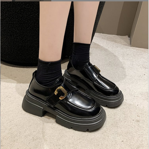 รองเท้าโลฟเฟอร์หนังสีดำแบบแพลตฟอร์มสำหรับผู้หญิง สไตล์อังกฤษ หวาน เท่ ลำลอง - Product Image 2