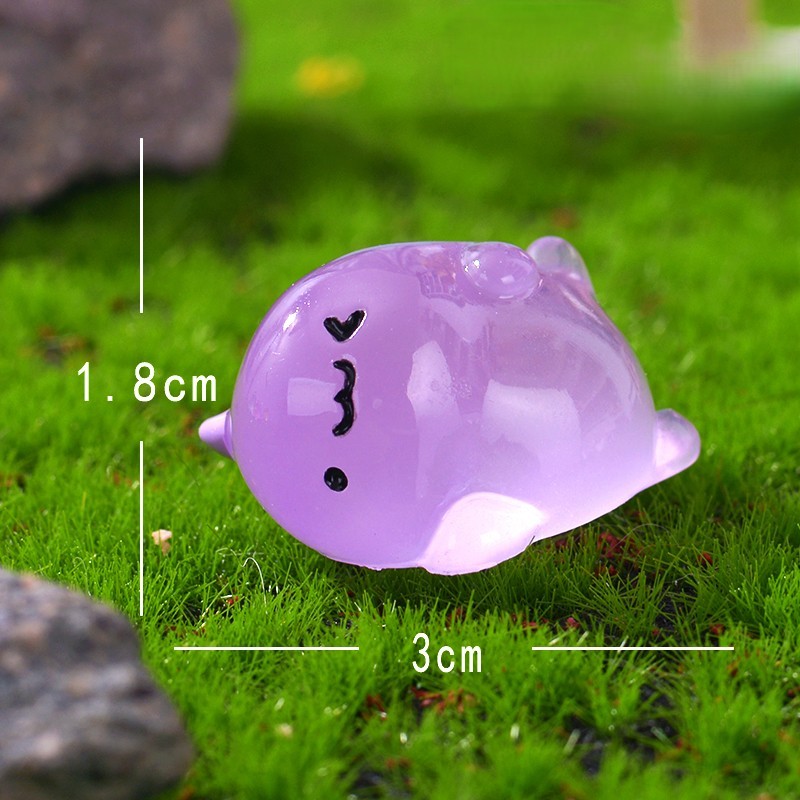 Dinosaure couché sur le côté violet lumineux