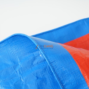 Rouleau de bâche PE orange et bleue 150 g/m² en tissu poly durable pour la construction et les couvertures d'équipement - Product Image 4