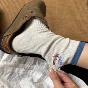 Chaussettes mi-mollet pour femmes, brodées, style dessin animé chaton et poisson, respirantes, en fibre de polyester, gris clair, noir, gris foncé, beige - Product Image 2