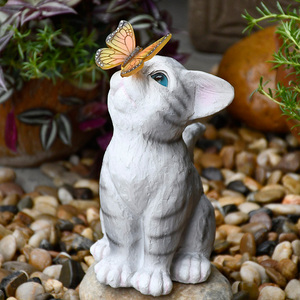 Statues de <span class=keywords><strong>chat</strong></span> de jardin solaires <span class=keywords><strong>en</strong></span> <span class=keywords><strong>résine</strong></span> personnalisées et charmantes, lumières solaires <span class=keywords><strong>pour</strong></span> <span class=keywords><strong>chat</strong></span> de jardin avec lumière papillon <span class=keywords><strong>pour</strong></span> la décoration de jardin - Product Image 4