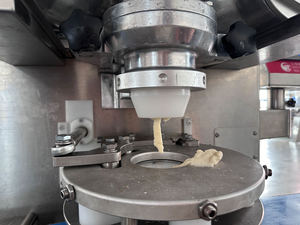 Máquina de incrustação de croquetes Kofta para falafel <span class=keywords><strong>mochi</strong></span> Kibbeh Kubba totalmente automática - Product Image 3