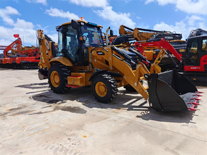 Chargeuse-pelleteuse Caterpillar Cat 420F2, chargeuse-pelleteuse de 11 tonnes, moteur CUMMINS, 4 roues motrices, pelle hydraulique pour travaux de construction et de terrassement - Product Image 3