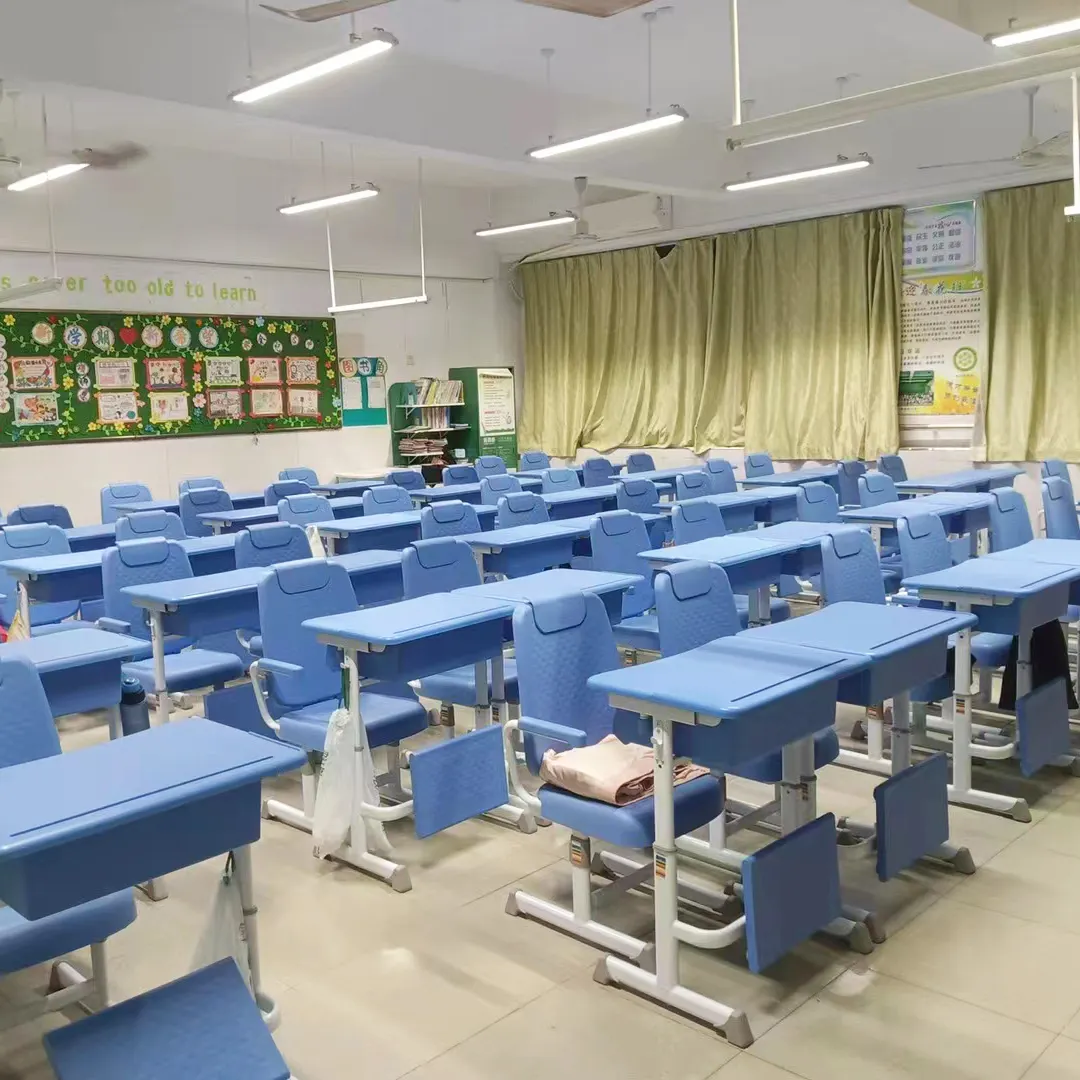A buon mercato ABS aula singolo studente banco scuola e sedia tavolo e sedia Junior scuola primaria scrivania Set di mobili per la scuola
