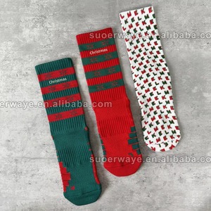 Ensemble <span class=keywords><strong>de</strong></span> 3 paires <span class=keywords><strong>de</strong></span> chaussettes <span class=keywords><strong>de</strong></span> Noël, modèle 2025, chaussettes <span class=keywords><strong>de</strong></span> basket-ball pour hommes, chaussettes <span class=keywords><strong>de</strong></span> sport décontractées pour femmes, chaussettes <span class=keywords><strong>de</strong></span> Noël - Product Image 5