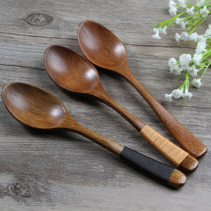 Cuillères en bois laqué de style japonais, 18 cm, grande taille, vente en gros. - Product Image 1