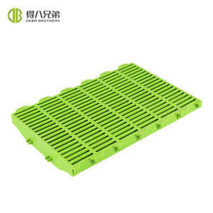 Plancher en plastique de haute qualité pour la vente en gros, plancher à lattes épaissi pour porcs, plancher à lattes pour berceaux de porcelets - Product Image 4