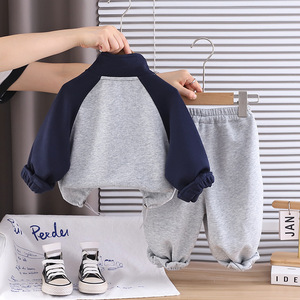 2025 Otoño Invierno nueva <span class=keywords><strong>ropa</strong></span> para niños con forro polar para niños sudadera informal gruesa infantil conjunto de dos piezas de invierno - Product Image 2