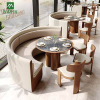 Ensemble de canapés et tables demi-circulaires modernes en bois pour hôtels, restaurants et cafés – Durable et écologique