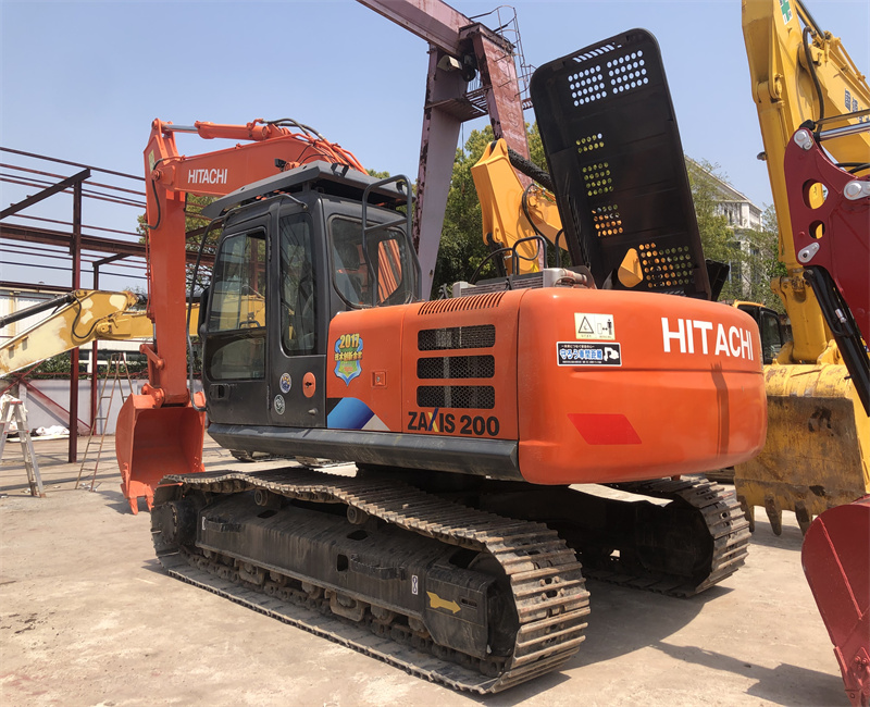 In Stock 200 Hitachi Excavator Isuzu Engine, Pump-Equipped