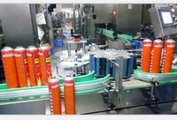 Bouteilles de pulvérisation aérosol pneumatiques pour désodorisants, remplissage, bouchage, scellage, étiquetage automatique haute précision pour produits chimiques et bois