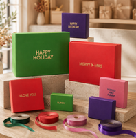 Boîte cadeau rigide portable de style nordique en carton recyclé avec ruban assorti, emballage écologique de luxe coloré pour