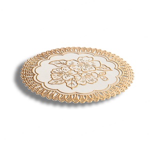 แผ่นรองแก้วปักลายดอกไม้สีทองทรงกลมสุดหรูสำหรับเครื่องดื่ม - Product Image 3