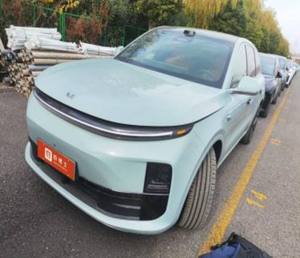 Li Auto L6 Pro 2025 Híbrido Turbo SUV Familiar con Volante a la Izquierda, Opción Económica, Espacioso, 5 Plazas, Motor Dual, Tracción Total, Usado, Bajo Kilometraje, China - Product Image 1