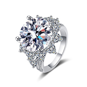 Grand 10 Carat <span class=keywords><strong>Fine</strong></span> Jewelry <span class=keywords><strong>Bague</strong></span> De Mariage En Argent 925 Rond Brillant Taille <span class=keywords><strong>Diamant</strong></span> <span class=keywords><strong>Bague</strong></span> Femmes 14K Fiançailles Moissanite <span class=keywords><strong>Bague</strong></span> Cadeau - Product Image 1