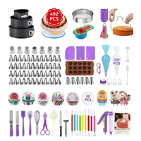 Kit de décoration de gâteau 492 pièces avec 4 moules à charnière outils de décoration de plateau tournant pour les débutants