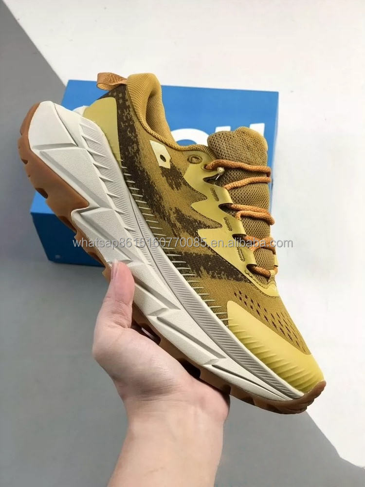 สีน้ำตาลเขียว