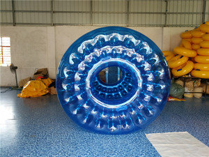 Surface antidérapante en PVC robuste de roue de rouleau d'eau gonflable commerciale pour l'entraînement <span class=keywords><strong>aquatique</strong></span> de gymnastique et les jeux d'eau de parties de <span class=keywords><strong>piscine</strong></span> - Product Image 3