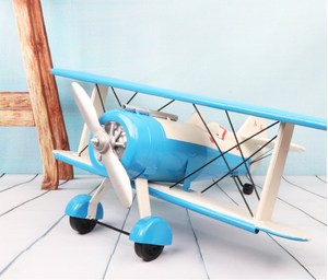 Modello di aeroplano in ferro Vintage World War II U.S. F-4U pirata Fighter decorazioni per la casa in metallo - Product Image 1
