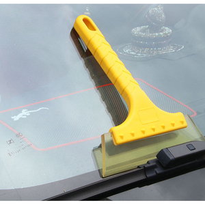 Haute qualité voiture neige brosse grattoir à glace voiture <span class=keywords><strong>pare</strong></span>-<span class=keywords><strong>brise</strong></span> grattoir à glace outil Abs Tpr lavage de voiture <span class=keywords><strong>balai</strong></span> - Product Image 3