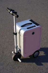 กระเป๋าเดินทางไฟฟ้าบลูทูธ UNIWISE พร้อมที่ชาร์จ USB สไตล์สปอร์ต สำหรับขึ้นเครื่องบิน - Product Image 4