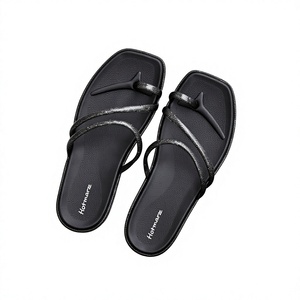 Hotmarzz/<span class=keywords><strong>Blackma</strong></span> Chanclas Casuales de Verano para Mujer, con Suela Suave y Decoraciones de Diamantes de Imitación, para Uso en Exteriores y Playa - Product Image 1